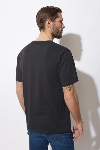 /environment/cache/images/productGfx_112567_700_700/Koszulka-Carhartt-Heavyweight-Camo-C-Black.2.jpg