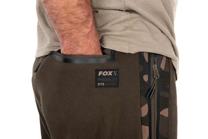 /environment/cache/images/productGfx_128182_700_700/Spodnie-Fox-Khaki-Camo-310-Joggers-XL12123.jpg