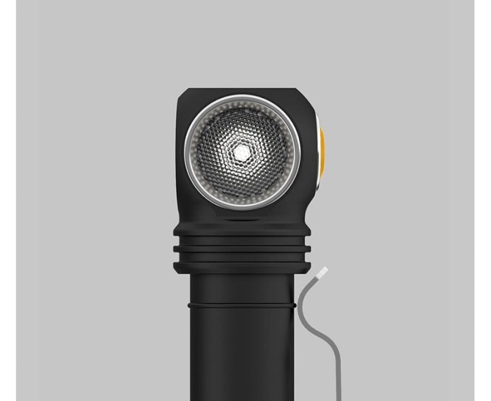 /environment/cache/images/productGfx_141251_700_700/Armytek-latarka-czolowa-Wizard-C2-Pro-2500-lm-White4.jpg