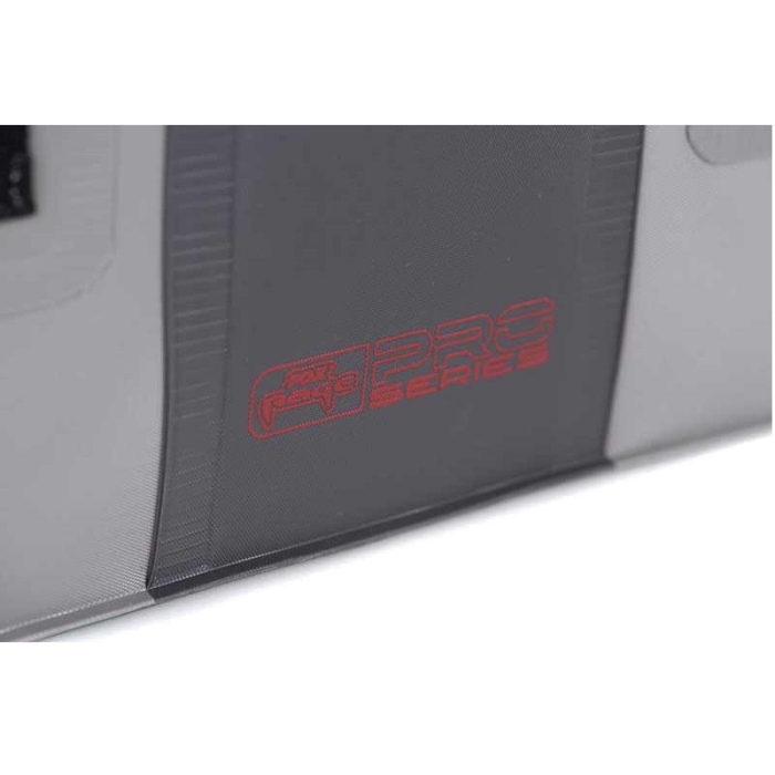 /environment/cache/images/productGfx_142877_700_700/fox-rage-pro-series-welded-bag-3.jpg
