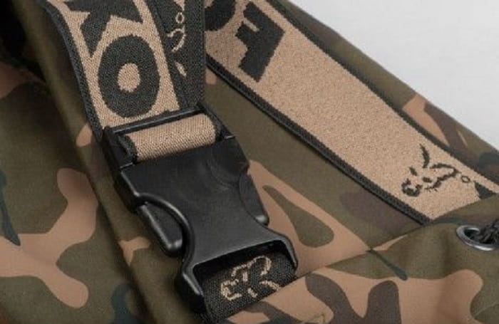 /environment/cache/images/productGfx_71860_700_700/Fox-Lightweight-Camo-Waders-Roz.41.jpg