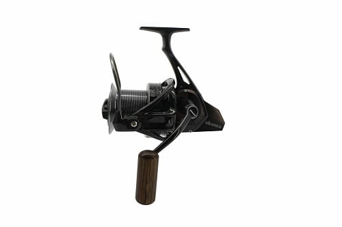 Kołowrotek Okuma 8K 5+1bb.jpg