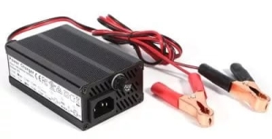 LiFePo4 10A 14,6V TS-Ladegerät